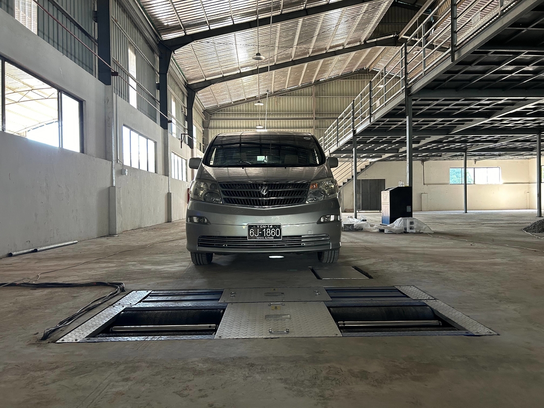 Vehicle Test Line Combo Roller 4 In 1 Vehicle Test Line Set Roller brake tester with axle load sideslip tester Suspension test